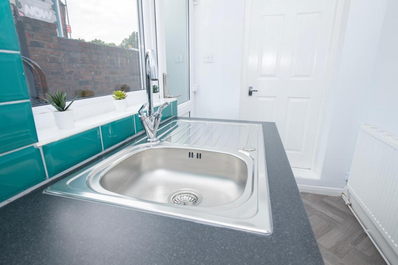 Versatile Cozy & Spacious Comfort Hull Apartments Kingston upon Hull Exterior photo