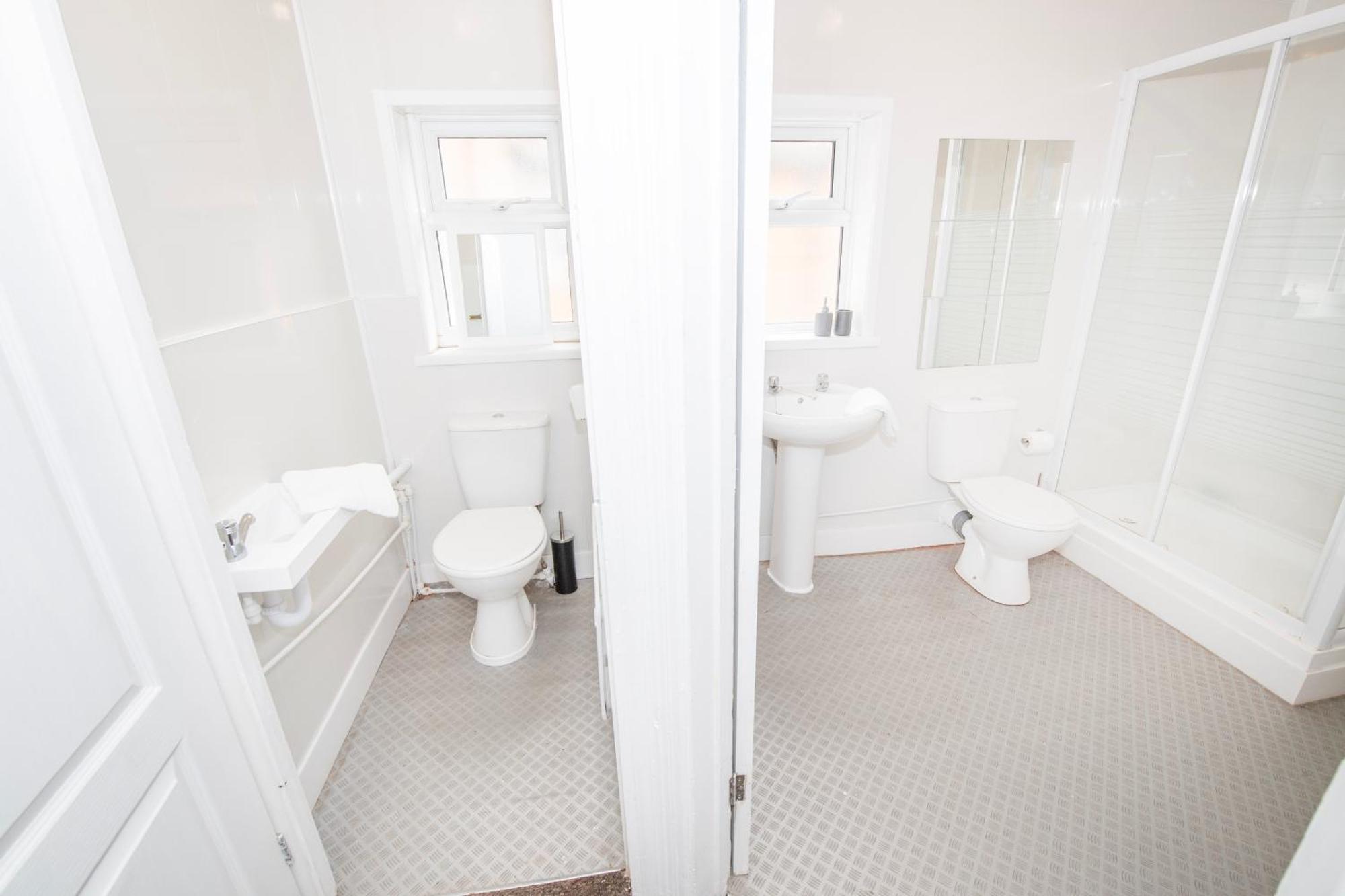 Versatile Cozy & Spacious Comfort Hull Apartments Kingston upon Hull Exterior photo